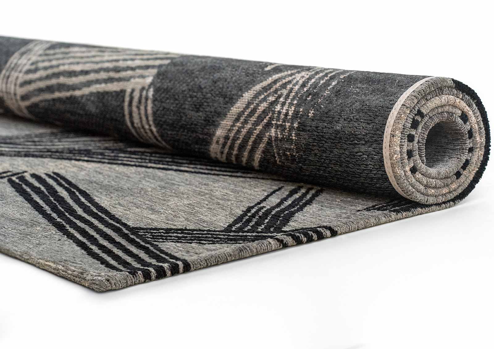 Louis De Poortere tapis Meditation 2066 Kanji Darkstreet roll