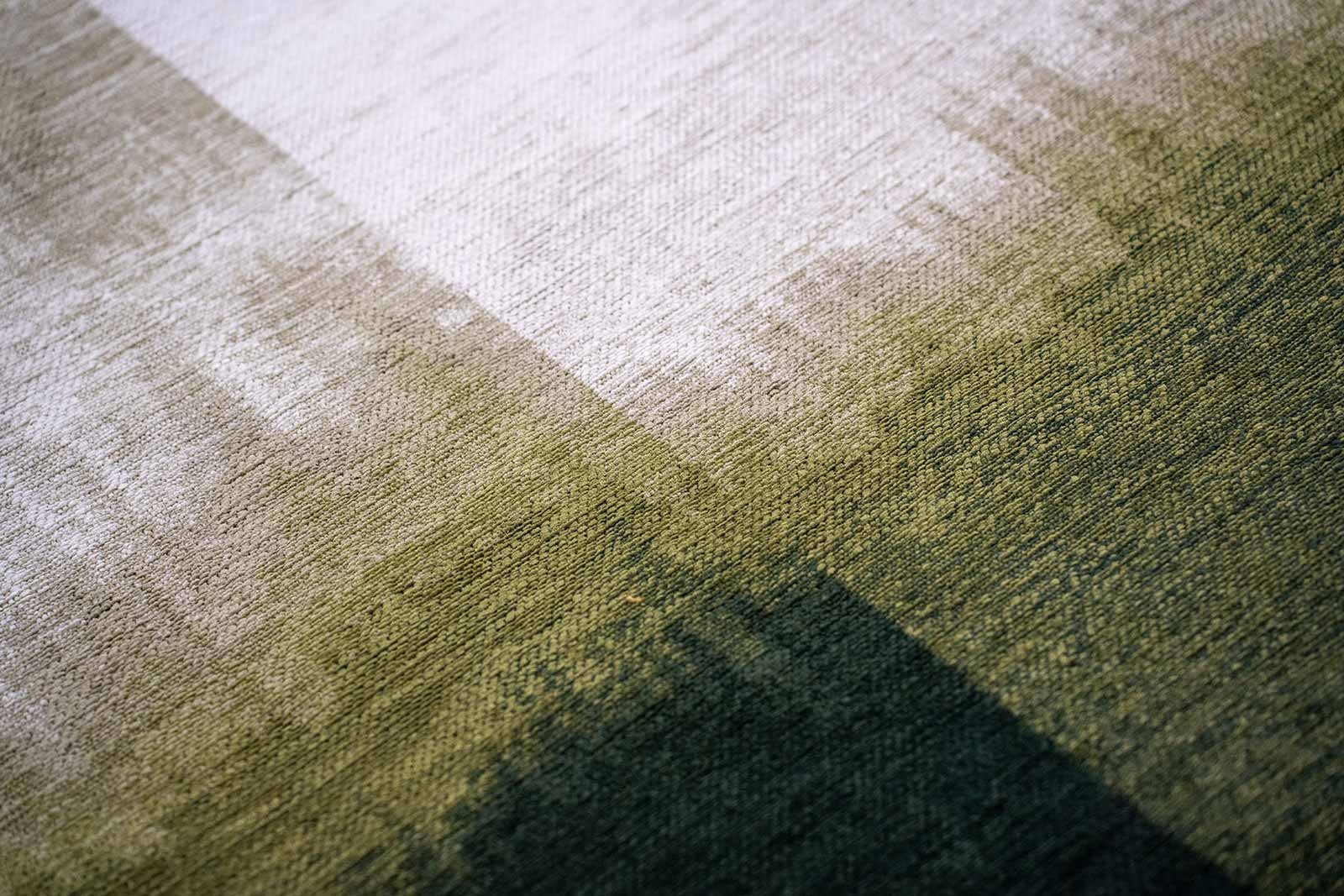 Louis De Poortere tapis Meditation 2071 Sendai Forest Mood zoom 1