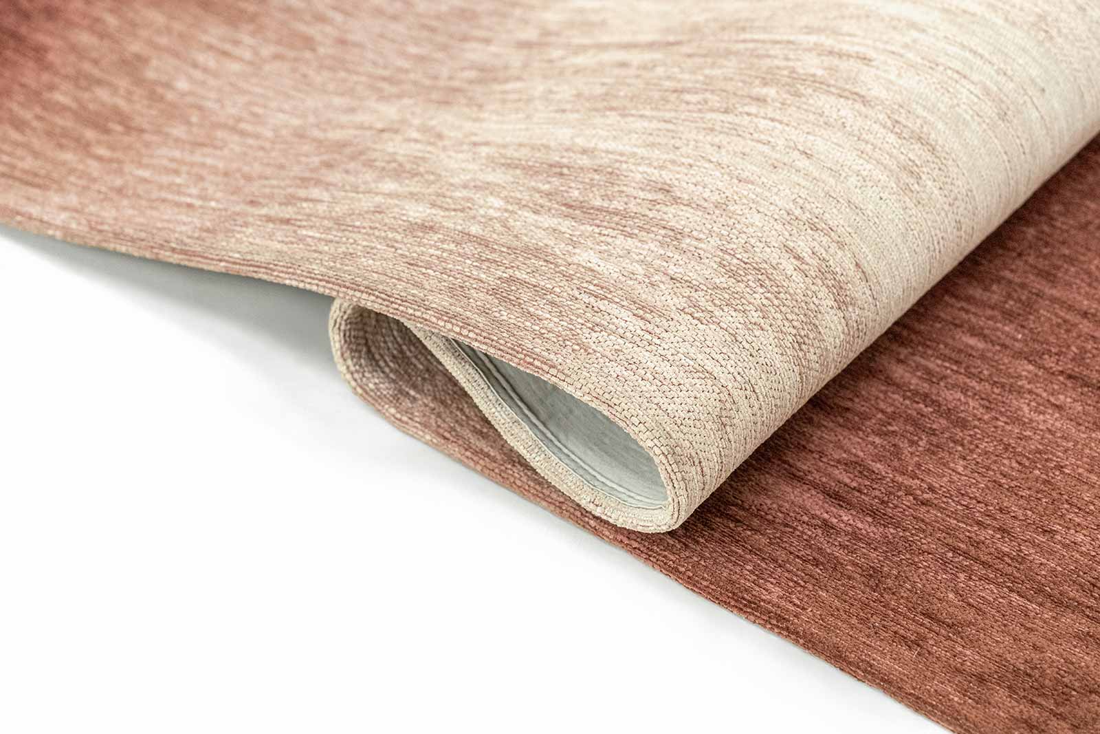 Louis De Poortere tapis Meditation 2072 Sendai Rosebud fold