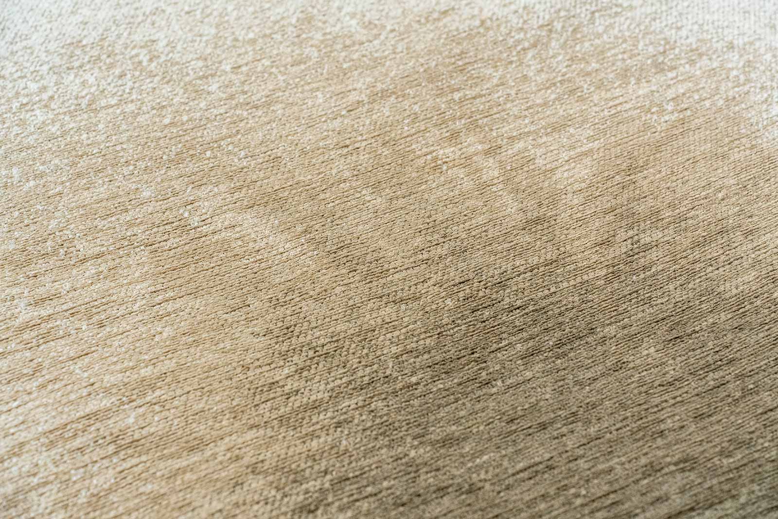 Louis De Poortere tapis Meditation 2103 Drop Fawn zoom 1